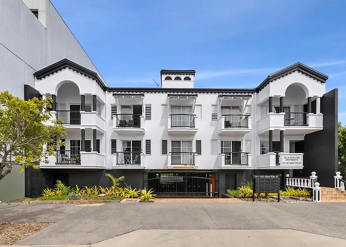 Villa Vaucluse Apartments